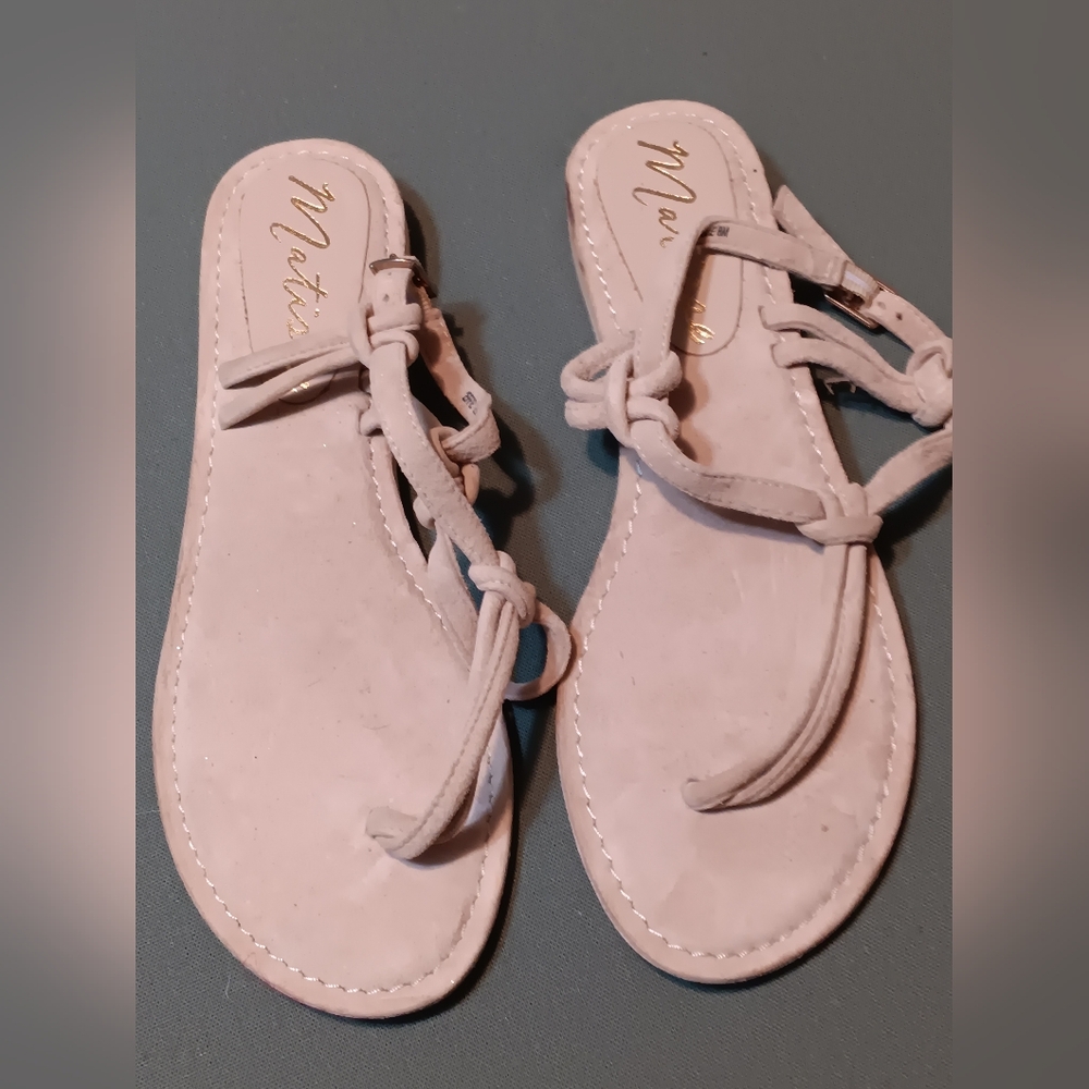 Women's Cream Sandals